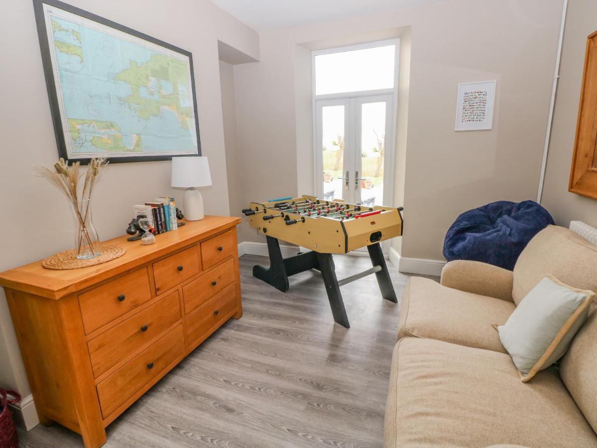 54 Pencoed Road Villa Burry Port Kültér fotó