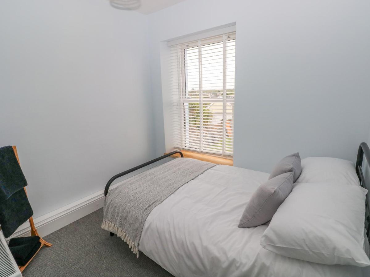 54 Pencoed Road Villa Burry Port Kültér fotó