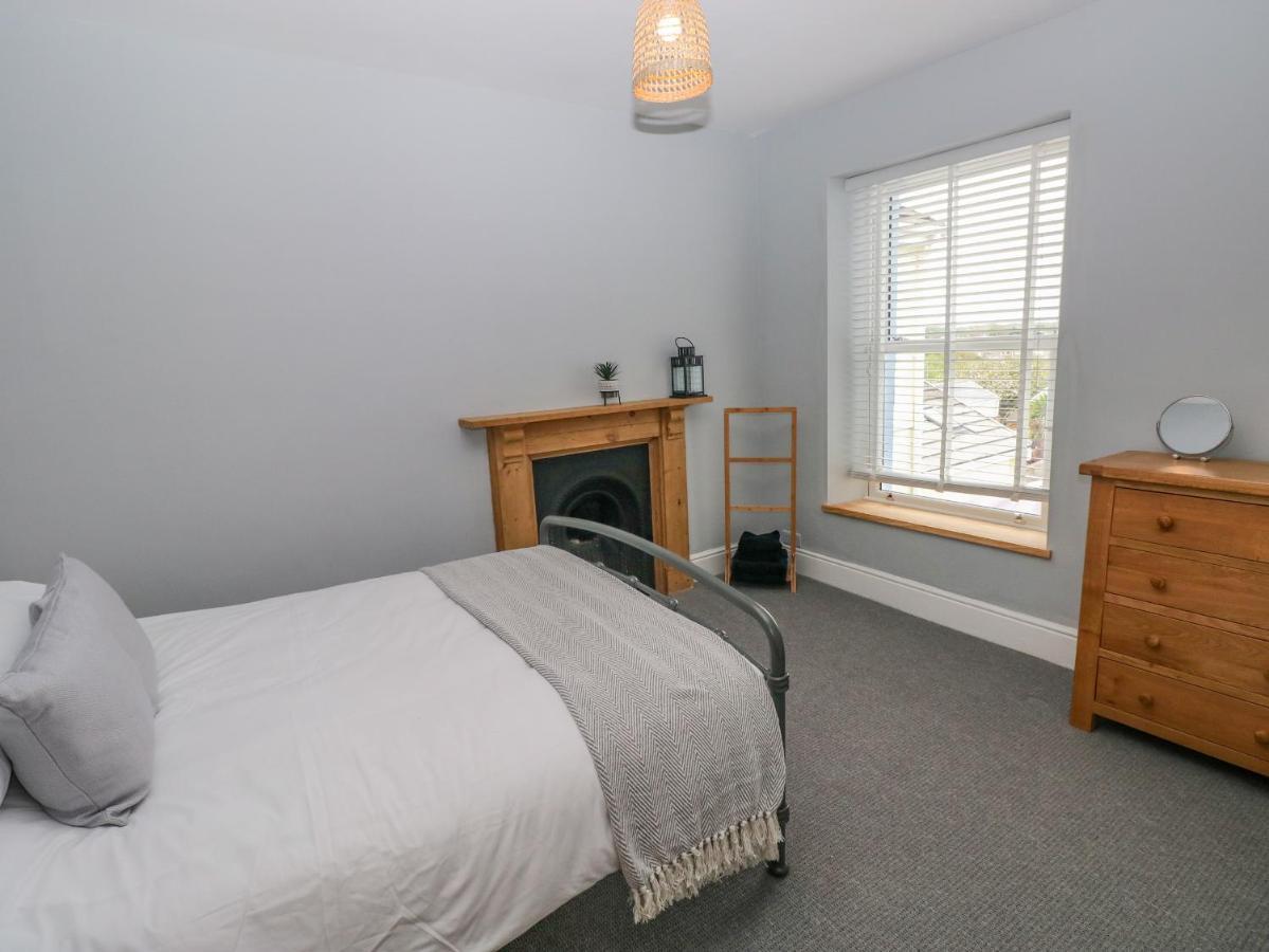 54 Pencoed Road Villa Burry Port Kültér fotó